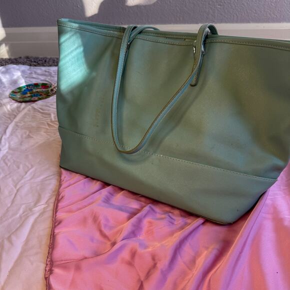 4-Piece Maximal Handbag Bundle Apt. 9 Color Block Tote, Belt Bag, Crossbody Lot - Picture 5 of 14